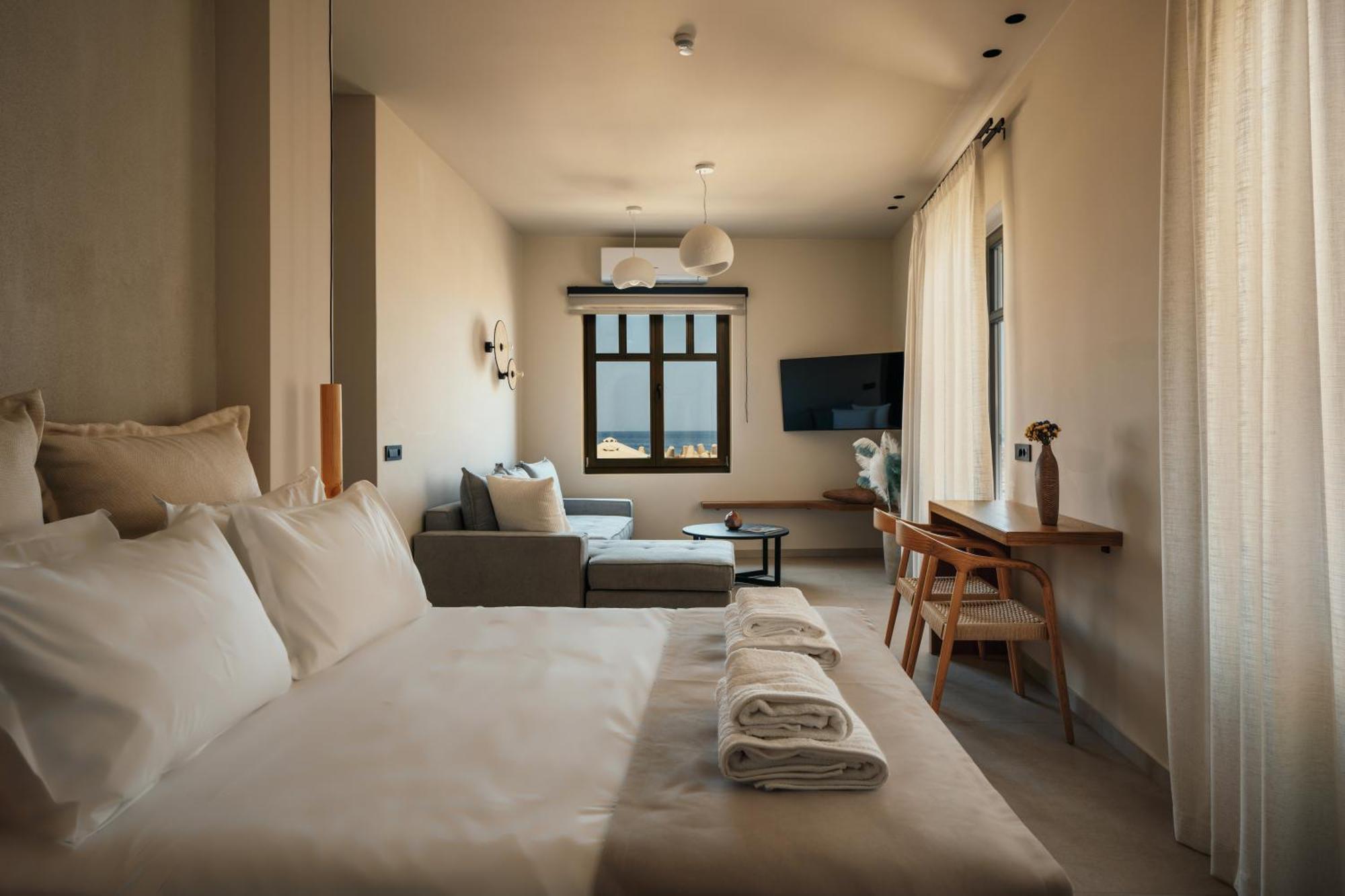 Rettimo Suites, Experience Luxury In The Heart Of Rethymno Dış mekan fotoğraf