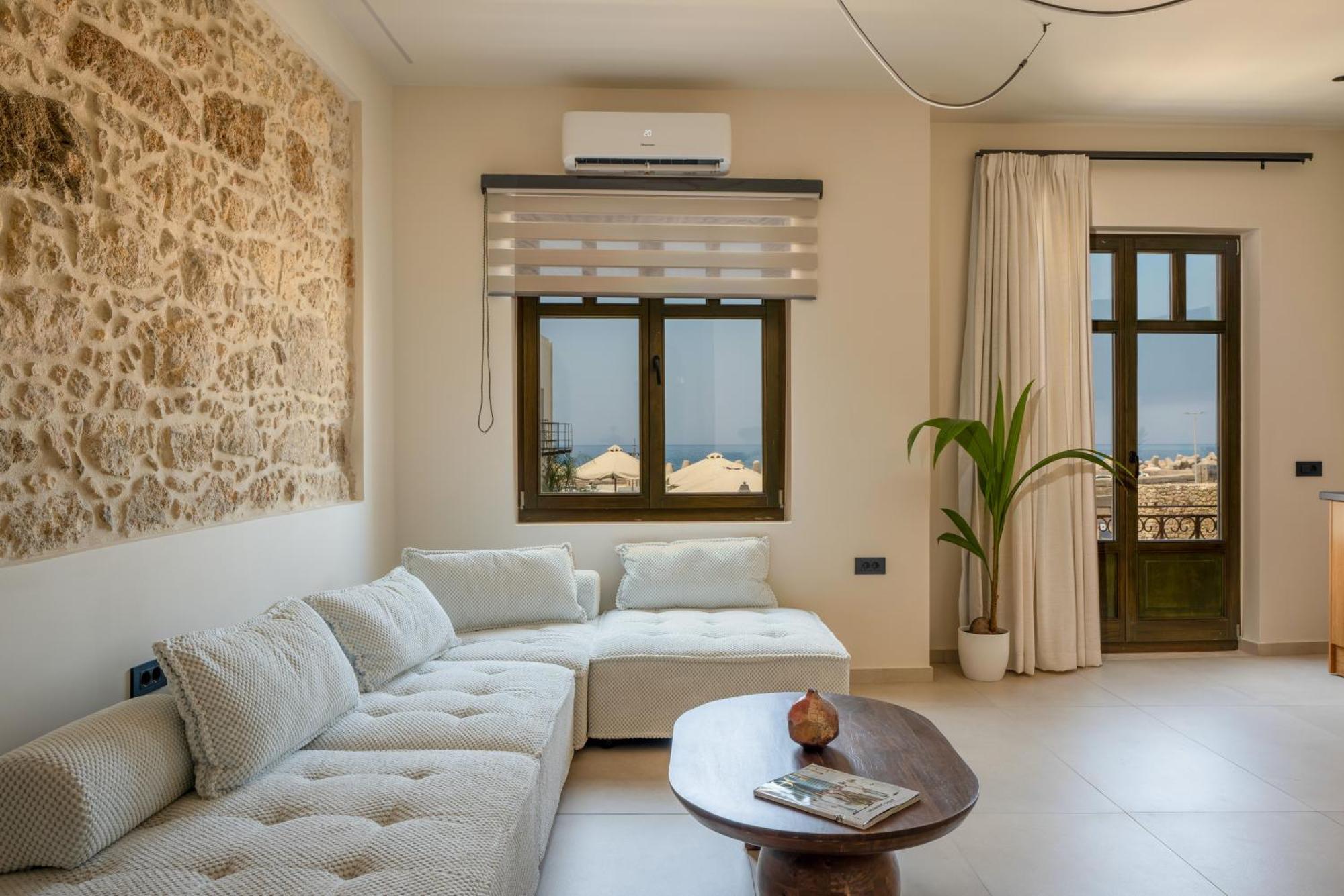 Rettimo Suites, Experience Luxury In The Heart Of Rethymno Dış mekan fotoğraf
